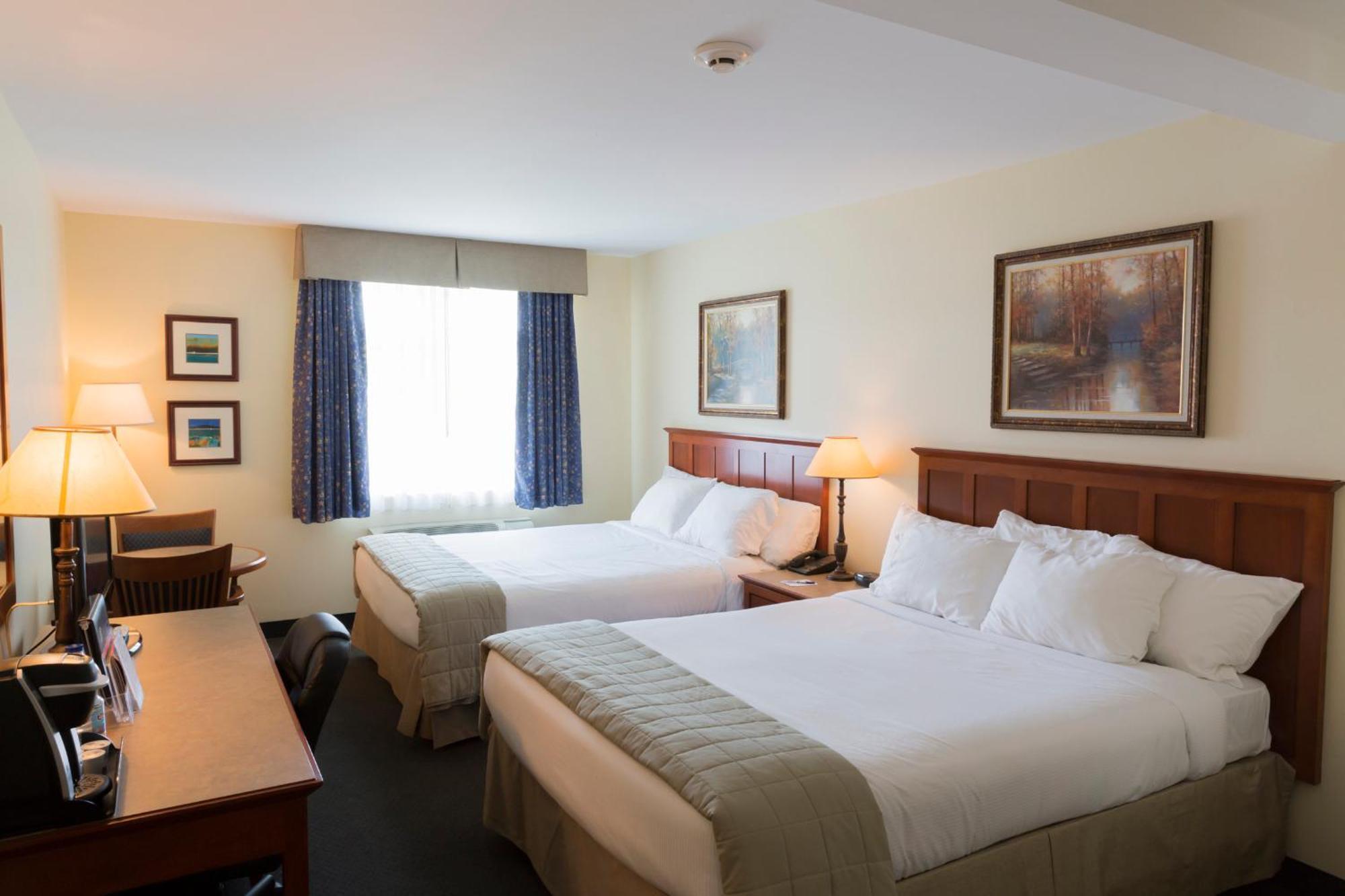 Saint-Bernard-de-Lacolle Hotel St-Bernard מראה חיצוני תמונה